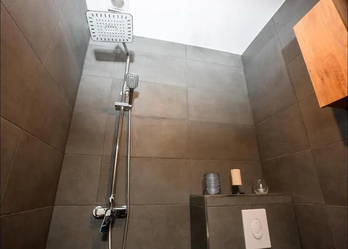 Livemore24 - 1 In Wlan Lejlighed